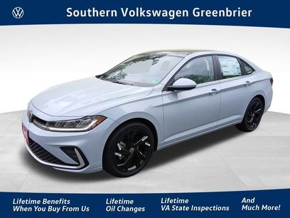 New 2025 Volkswagen Jetta SE