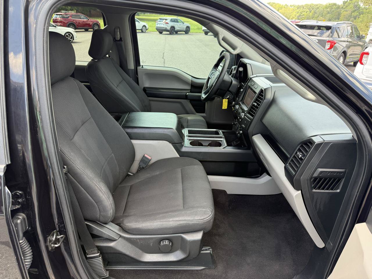 Used 2019 Ford F150 XL w/ Equipment Group 101A Mid AWD/4WD image 18