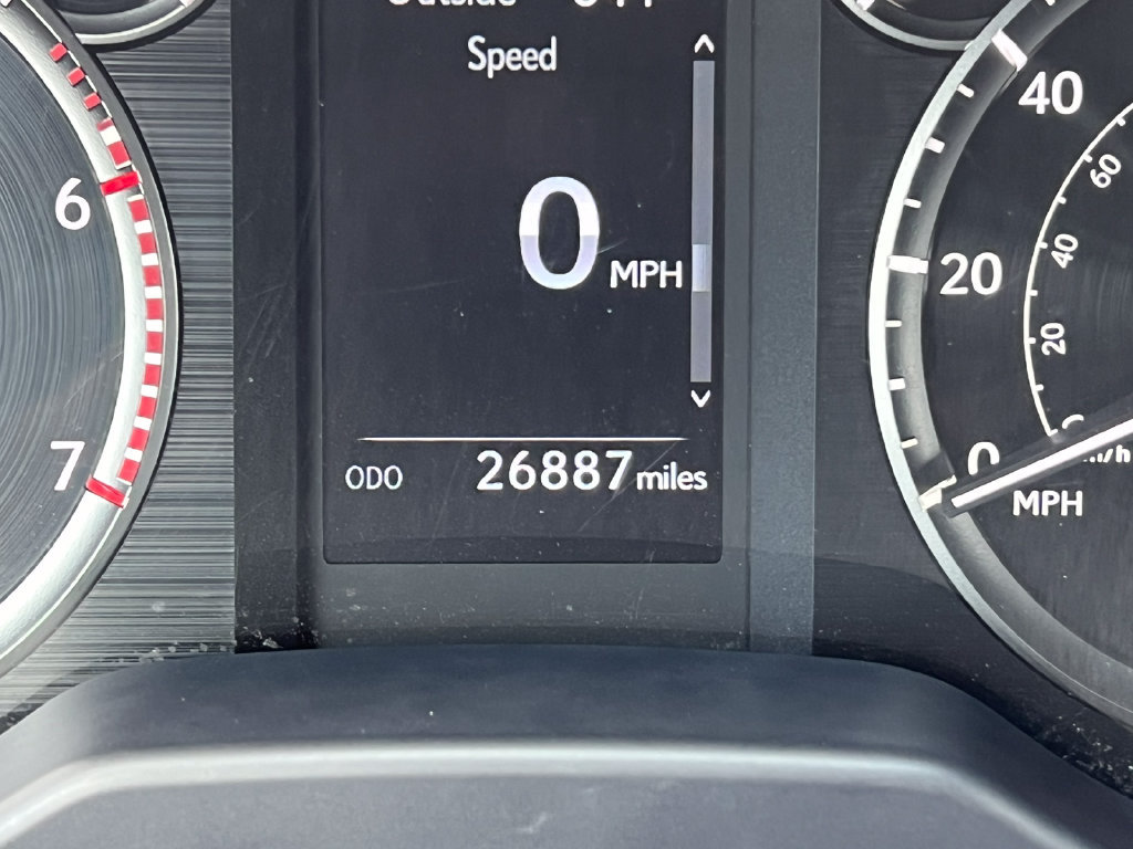 Used 2022 Lexus GX 460 w/ Black Line Special Edition AWD/4WD image 11