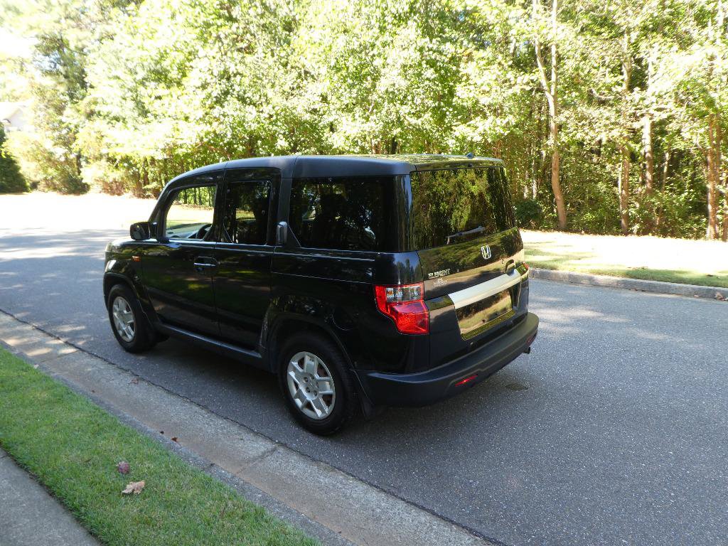 Used 2011 Honda Element LX image 25
