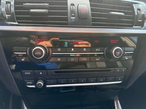 Used 2016 BMW X3 xDrive28i AWD/4WD image 17