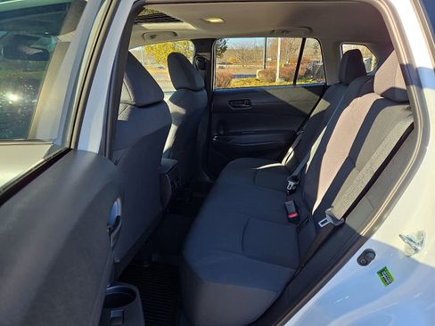 Certified 2022 Toyota Corolla Cross LE image 12