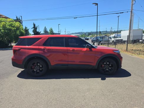 Used 2022 Ford Explorer ST w/ ST Street Pack AWD/4WD image 5