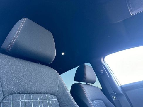 Used 2024 Honda HR-V Sport image 16