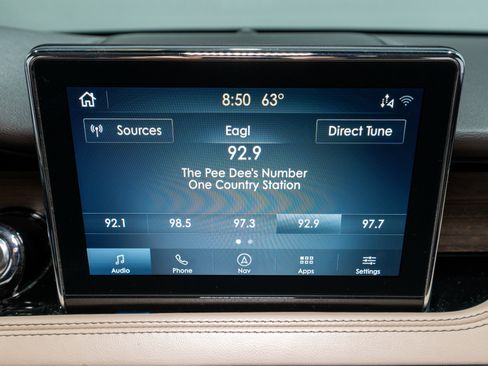 Used 2020 Lincoln Corsair Reserve w/ Equipment Group 201A image 19