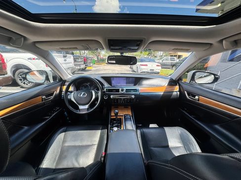 Used 2013 Lexus GS 450h RWD image 18