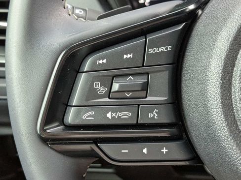 Used 2025 Subaru Forester Premium AWD/4WD image 21