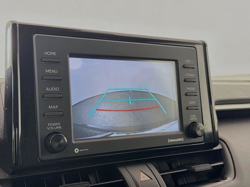 Used 2022 Toyota RAV4 XLE FWD image 24