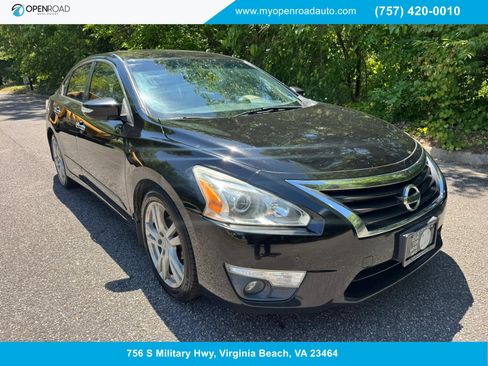 Used 2015 Nissan Altima 3.5 SL FWD image 1