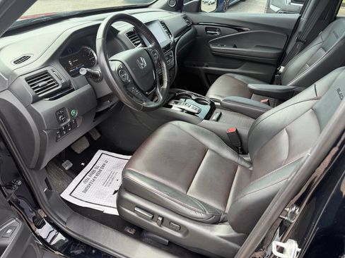 Used 2021 Honda Ridgeline Black Edition image 11