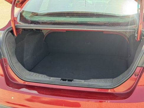 Used 2014 Ford Focus SE FWD image 28