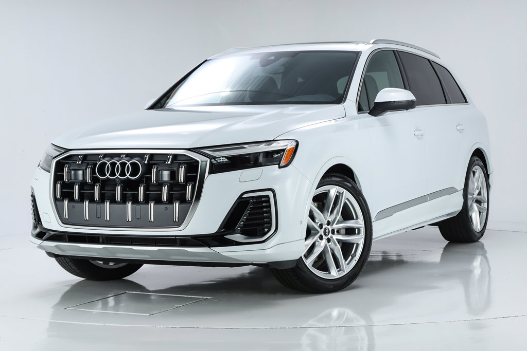 Used 2025 Audi Q7 3.0T Premium Plus w/ Premium Plus Package AWD/4WD image 47