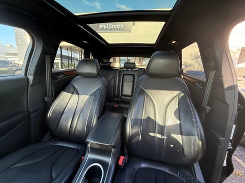 Used 2019 Lincoln MKC Reserve w/ MKC Technology Package image 3