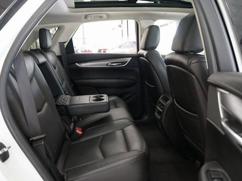 Used 2017 Cadillac XT5 Luxury w/ Driver Awareness Package image 13