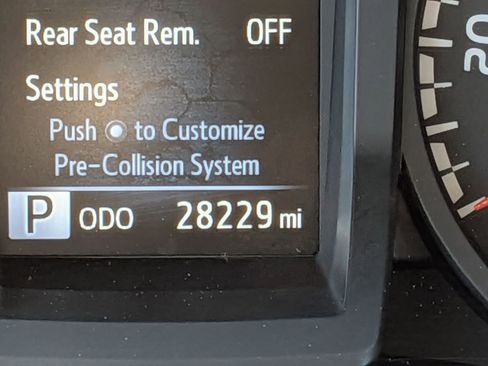 Used 2023 Toyota Tacoma SR image 21