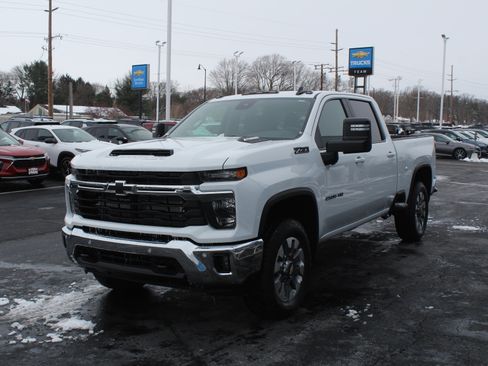 New 2026 Chevrolet Silverado 2500 LT w/ All Star Edition image 7