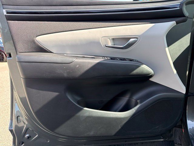 Used 2023 Hyundai Tucson SEL w/ Convenience Package AWD/4WD image 9