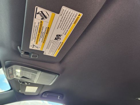 New 2026 Chevrolet Equinox LT w/ Midnight Edition image 13