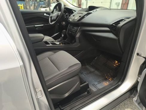 Used 2017 Ford Escape SE AWD/4WD image 22