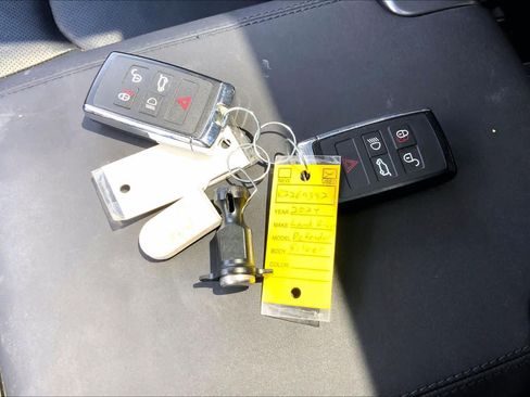 Used 2024 Land Rover Defender 110 S AWD/4WD image 15