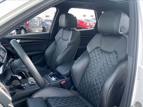 Used 2018 Audi SQ5 Premium Plus image 7