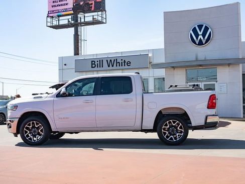 Used 2026 RAM 1500 Laramie AWD/4WD image 3