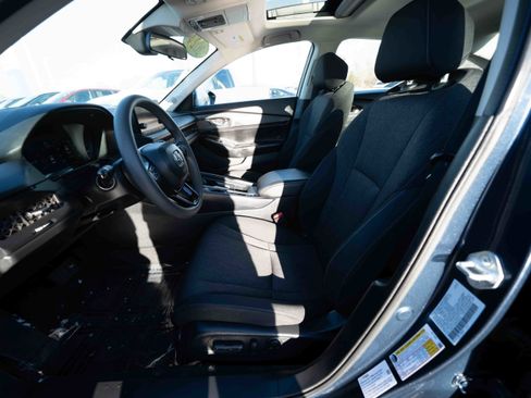 Used 2024 Honda Accord EX image 9