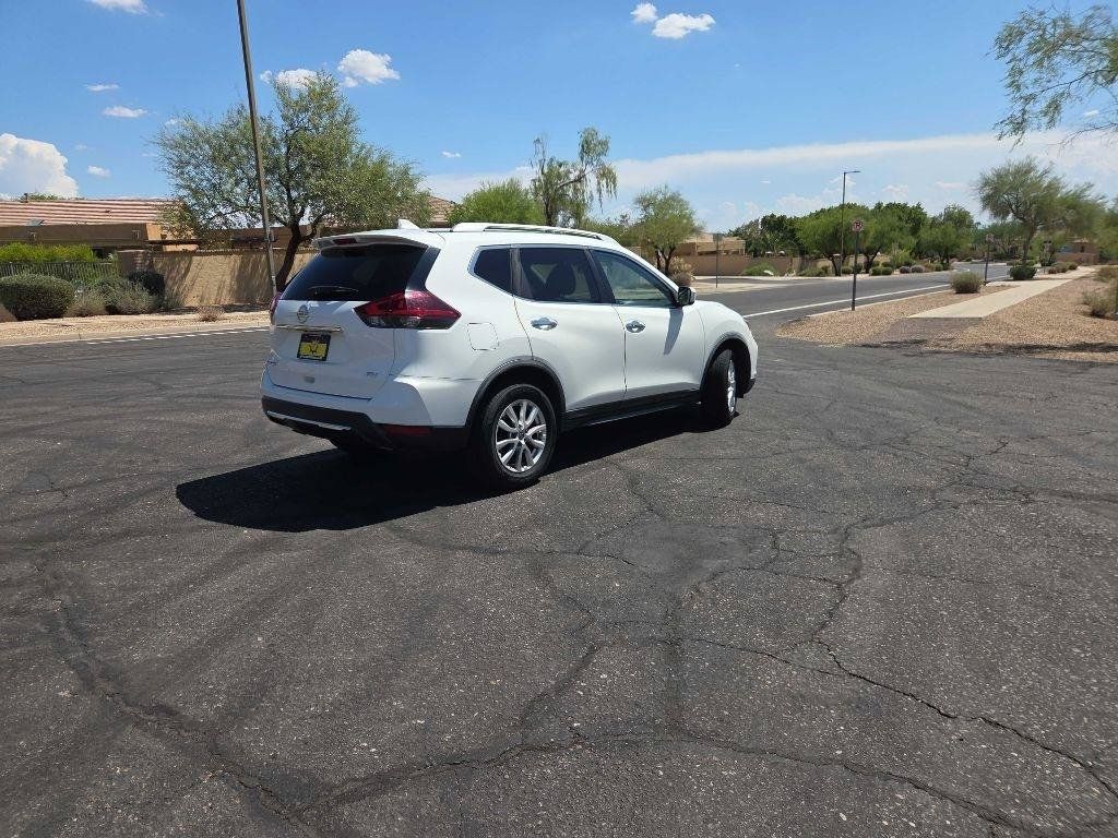 Used 2018 Nissan Rogue SV FWD image 5