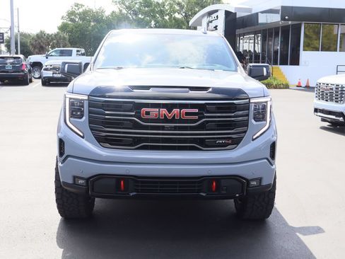Certified 2025 GMC Sierra 1500 AT4 w/ AT4 Premium Package AWD/4WD image 4