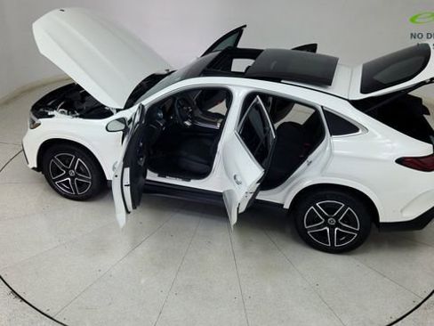 Used 2025 Mercedes-Benz GLC 300 4MATIC image 88