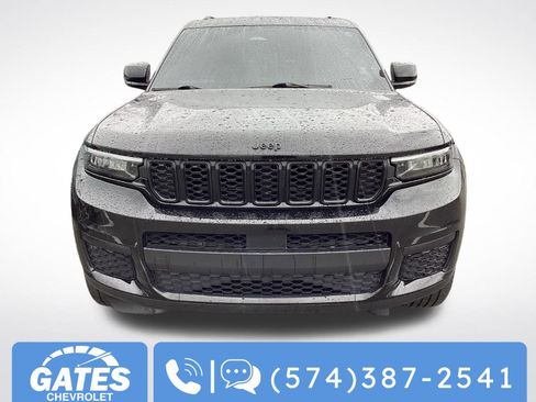 Used 2022 Jeep Grand Cherokee L Laredo AWD/4WD image 2