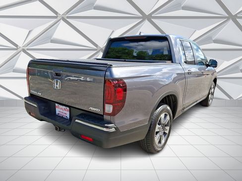 Used 2018 Honda Ridgeline RTL-T image 10