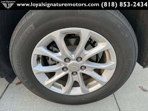 Used 2020 Chevrolet Equinox LS w/ LS Convenience Package image 32