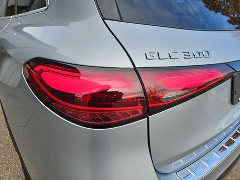 New 2026 Mercedes-Benz GLC 300 image 35