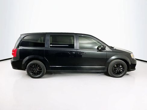 Used 2019 Dodge Grand Caravan GT FWD image 25