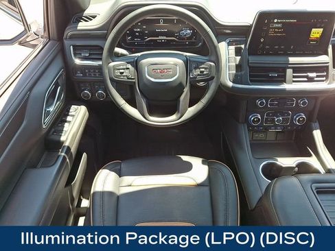 Used 2024 GMC Yukon AT4 w/ AT4 Premium Package AWD/4WD image 4