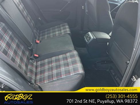 Used 2019 Volkswagen Golf 4-Door FWD image 23