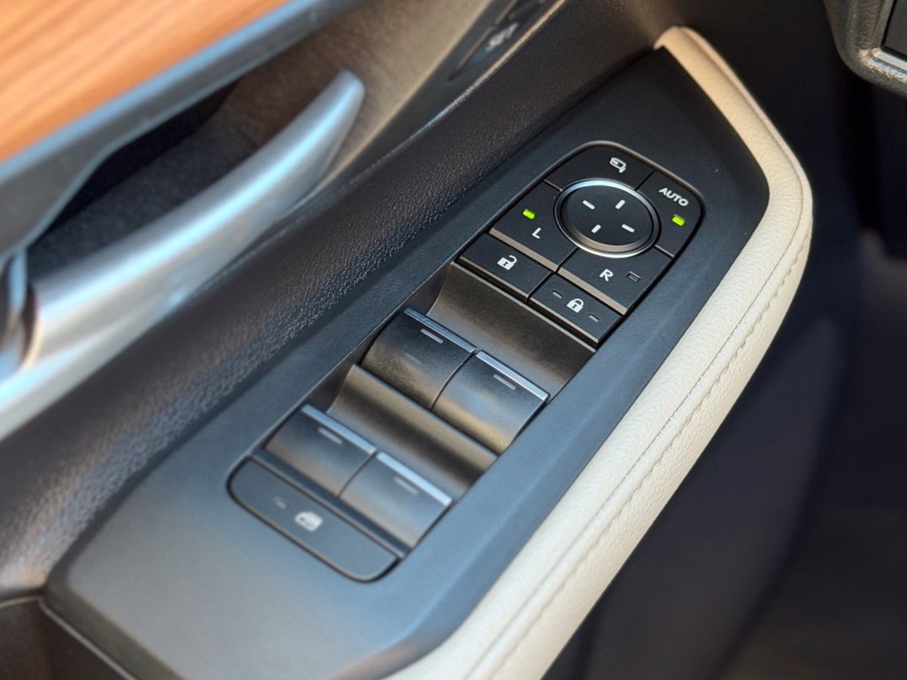 Certified 2024 Toyota Grand Highlander AWD image 29
