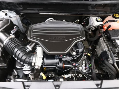 Used 2020 GMC Acadia SLT w/ Driver Alert Package II image 25