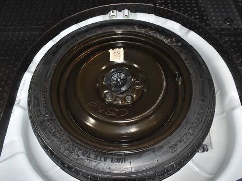 Used 2014 Ford Focus SE FWD image 29