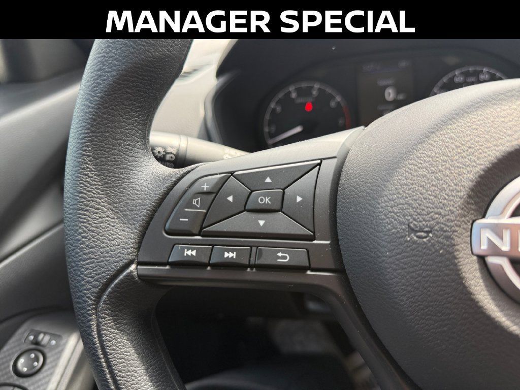 Used 2025 Nissan Altima 2.5 S FWD image 23