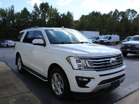 Used 2020 Ford Expedition XLT w/ Equipment Group 202A image 2