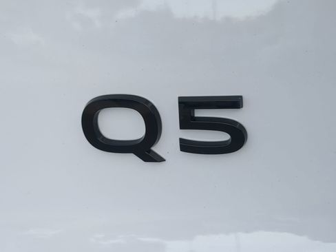 Used 2025 Audi Q5 Premium Plus AWD/4WD image 48