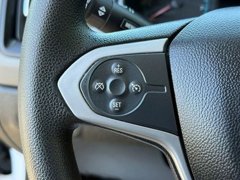 Used 2022 Chevrolet Colorado W/T w/ WT Convenience Package RWD image 23