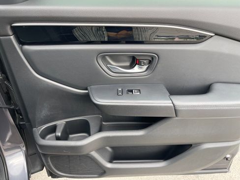 Used 2025 Honda Pilot Touring image 21
