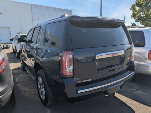 Certified 2017 GMC Yukon Denali w/ Open Road Package AWD/4WD image 7