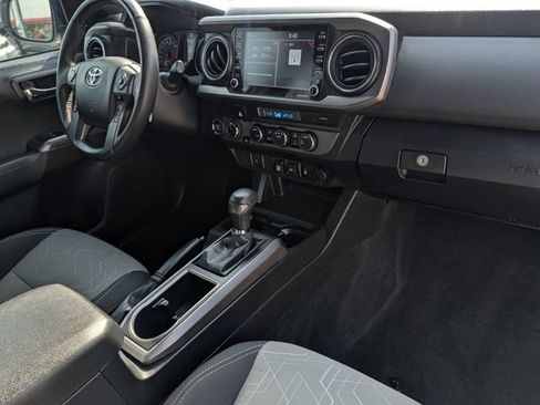 Used 2023 Toyota Tacoma TRD Sport AWD/4WD image 29