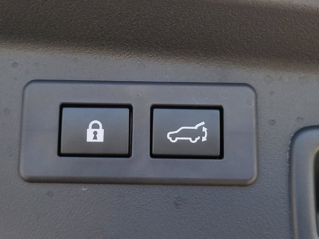 Certified 2026 Subaru Outback Limited AWD/4WD image 11