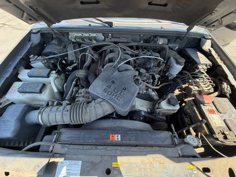 Used 2010 Ford Ranger XLT AWD/4WD image 24