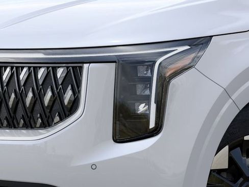 New 2026 Kia Carnival EX FWD image 10